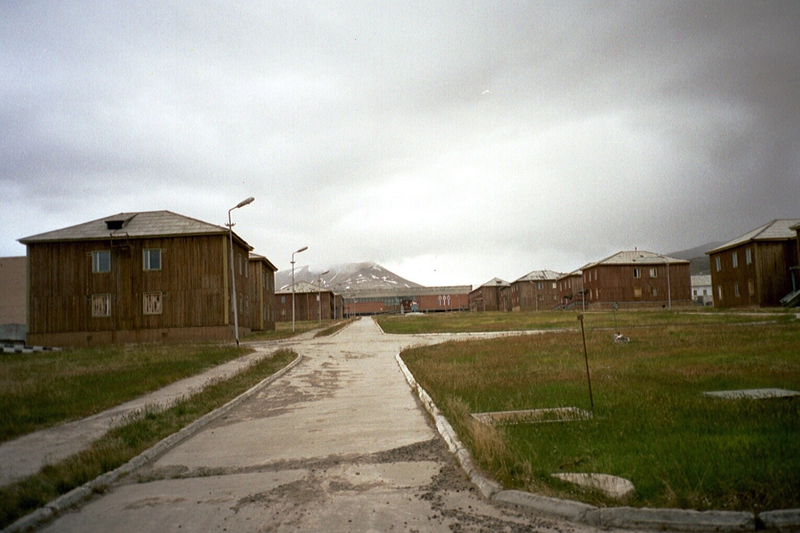 Illustration for article titled Pyramiden, la ciudad fantasma rusa completamente equipada en la que solo viven seis personas